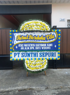 Papan Bunga Duka di Pagedangan Udik