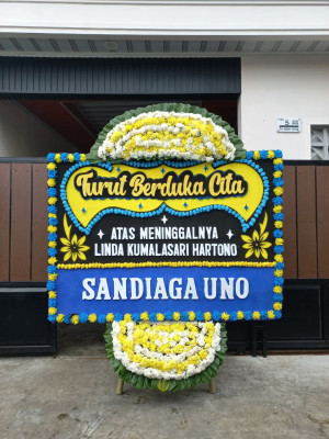 Papan Bunga Duka di Pagedangan Udik