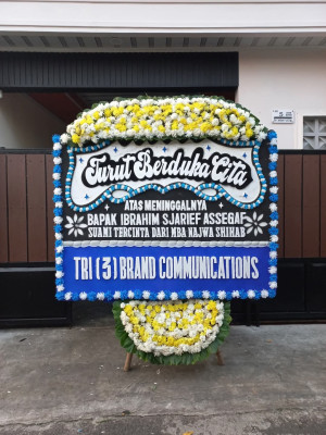 Papan Bunga Duka di Pagedangan Udik